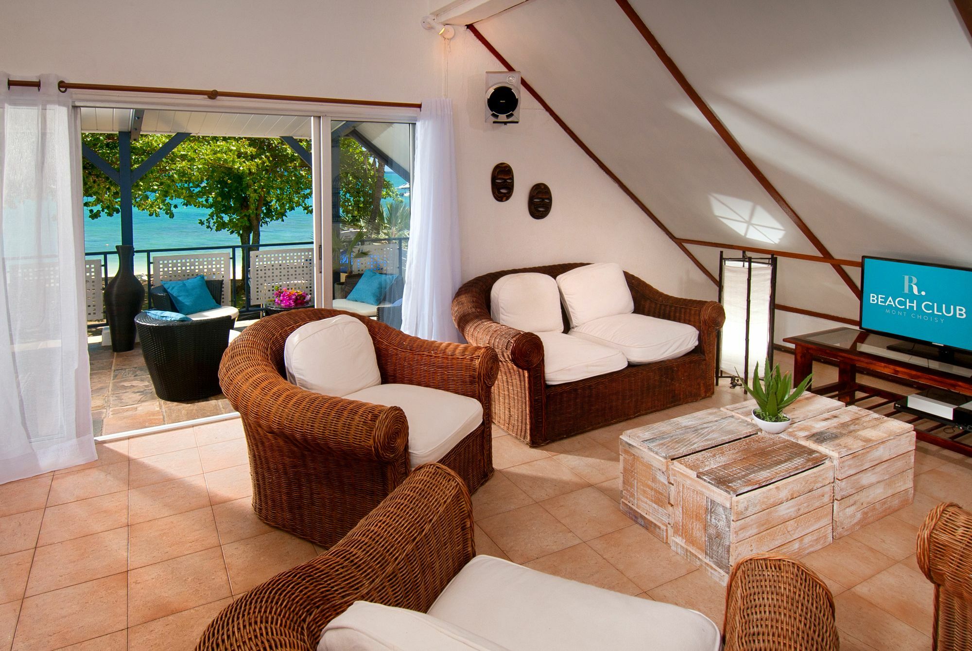 R Beach Club Trou aux Biches Luaran gambar